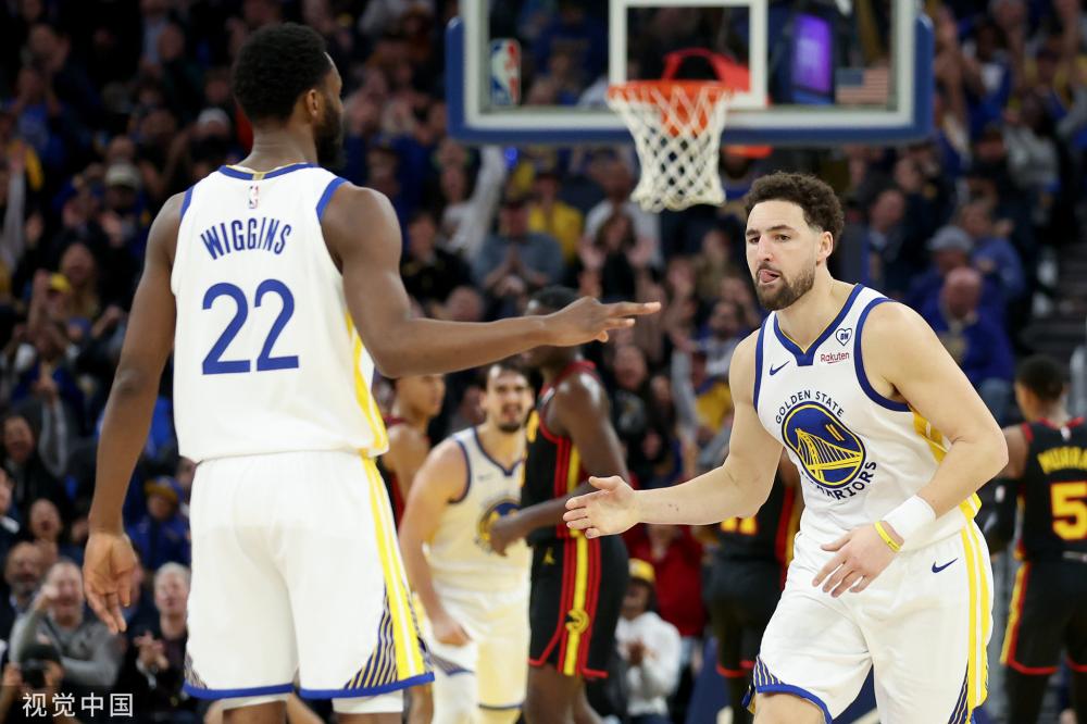 与此同时 与此同时